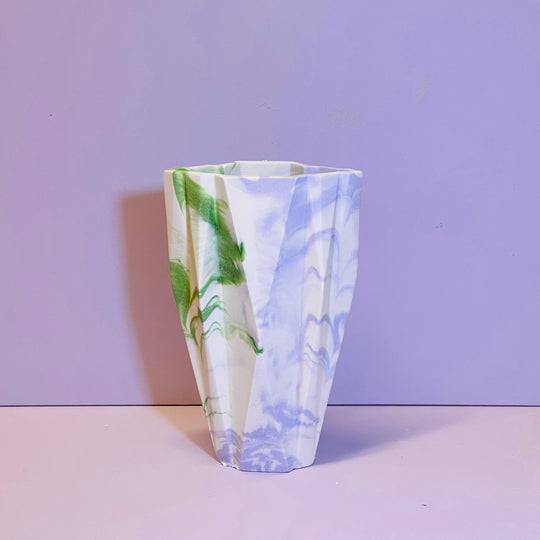 Deco Jesmonite Vase in Olive - Misshandled